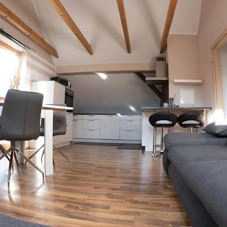Moderne, Gemuetliche Dg-Wohnung In Ruhiger Lage Neunburg vorm Wald Eksteriør bilde