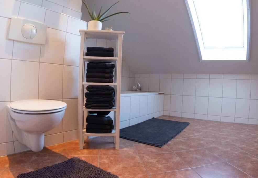 Moderne, Gemuetliche Dg-Wohnung In Ruhiger Lage Neunburg vorm Wald Eksteriør bilde